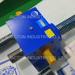 แม่แรงคิวบิกสกรู 200kN - JTC200 - การแปลแบบกลับหัว